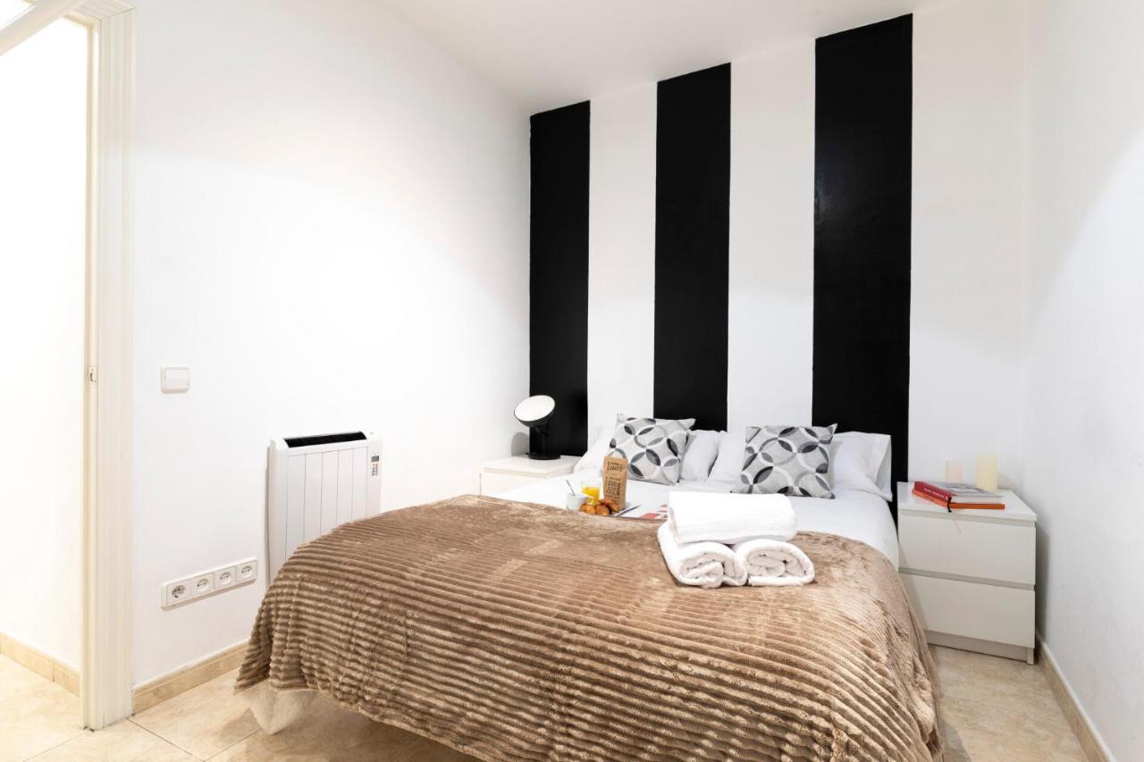 The Camp Nou Fcb Apartment Barcelona Eksteriør bilde